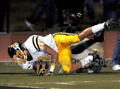 Thumbnail 2 in Ventura vs. St. Bonaventure (5 Days 2 Friday) photogallery.