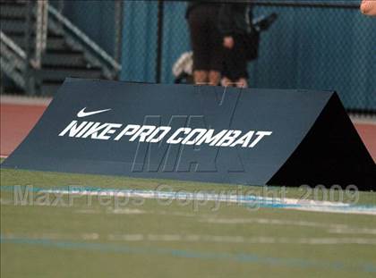 Thumbnail 1 in Ventura vs. St. Bonaventure (5 Days 2 Friday) photogallery.