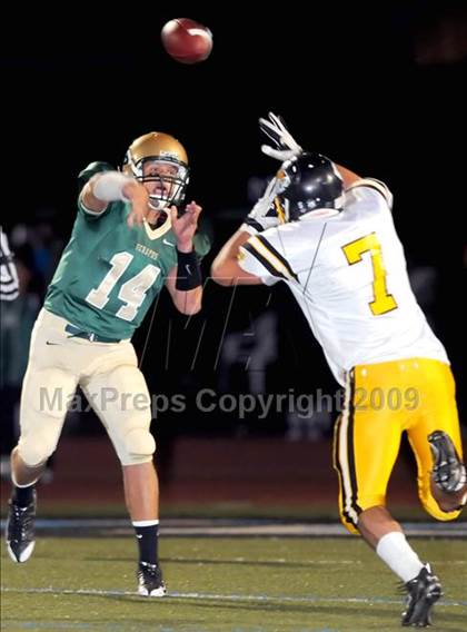 Thumbnail 1 in Ventura vs. St. Bonaventure (5 Days 2 Friday) photogallery.