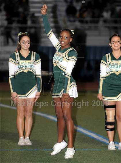 Thumbnail 2 in Ventura vs. St. Bonaventure (5 Days 2 Friday) photogallery.