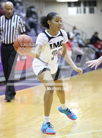 Thumbnail 3 in IMG Academy vs. Newark (OGBR Classic in the City) photogallery.