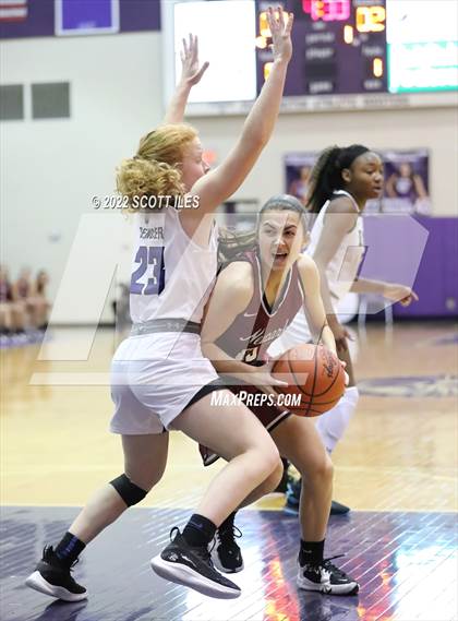 Thumbnail 1 in IMG Academy vs. Newark (OGBR Classic in the City) photogallery.