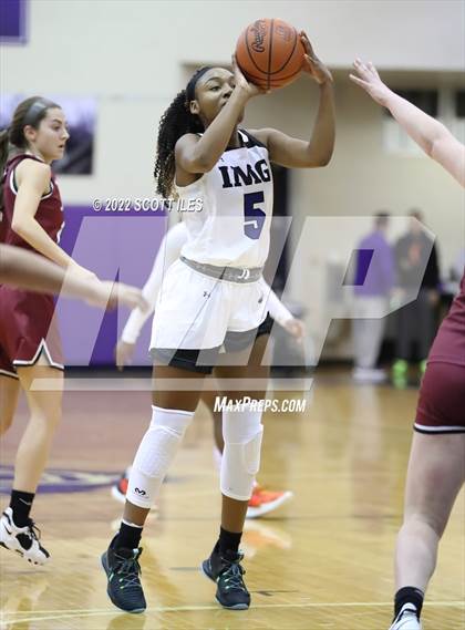Thumbnail 1 in IMG Academy vs. Newark (OGBR Classic in the City) photogallery.
