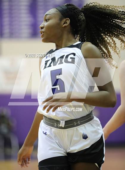 Thumbnail 3 in IMG Academy vs. Newark (OGBR Classic in the City) photogallery.