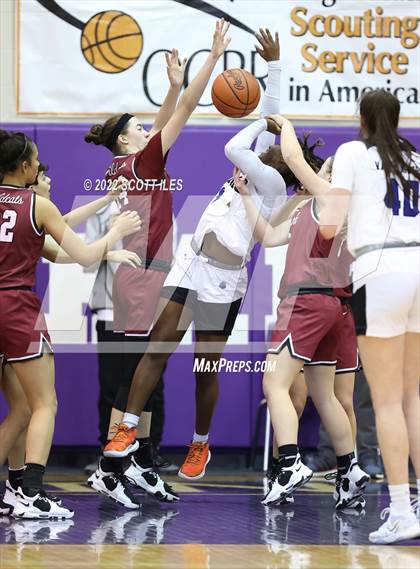 Thumbnail 2 in IMG Academy vs. Newark (OGBR Classic in the City) photogallery.