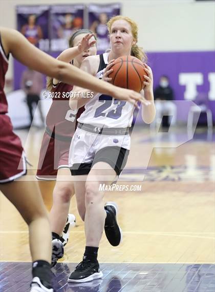 Thumbnail 2 in IMG Academy vs. Newark (OGBR Classic in the City) photogallery.