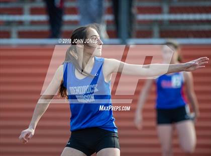Thumbnail 3 in 2018 Loucks Games (Womens Frosh/Soph DMR) photogallery.