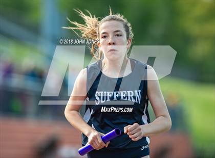 Thumbnail 3 in 2018 Loucks Games (Womens Frosh/Soph DMR) photogallery.