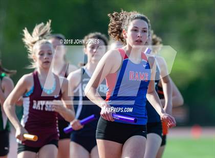 Thumbnail 2 in 2018 Loucks Games (Womens Frosh/Soph DMR) photogallery.