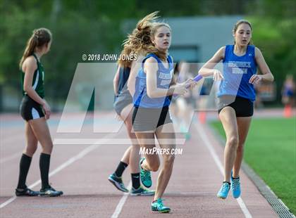 Thumbnail 2 in 2018 Loucks Games (Womens Frosh/Soph DMR) photogallery.