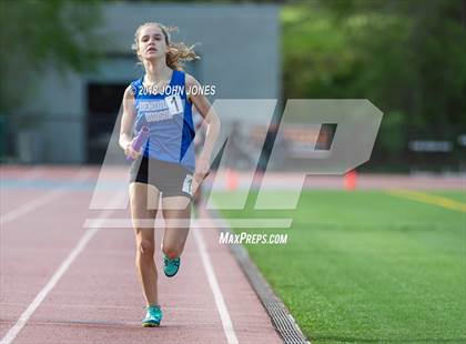 Thumbnail 3 in 2018 Loucks Games (Womens Frosh/Soph DMR) photogallery.