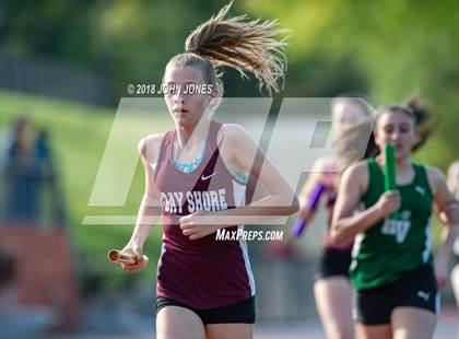 Thumbnail 2 in 2018 Loucks Games (Womens Frosh/Soph DMR) photogallery.