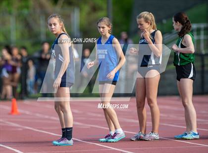 Thumbnail 1 in 2018 Loucks Games (Womens Frosh/Soph DMR) photogallery.