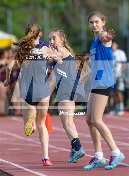 Thumbnail 3 in 2018 Loucks Games (Womens Frosh/Soph DMR) photogallery.
