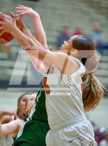 Thumbnail 1 in Reagan [Ronald] vs Madison photogallery.