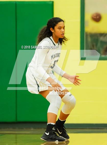 Thumbnail 2 in Washington @ Moreau Catholic photogallery.
