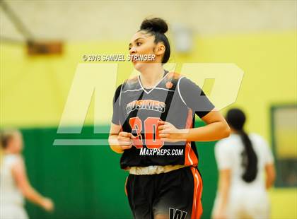 Thumbnail 2 in Washington @ Moreau Catholic photogallery.