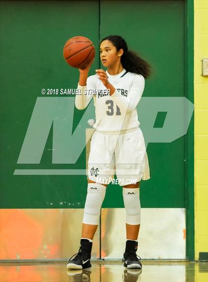 Thumbnail 3 in Washington @ Moreau Catholic photogallery.