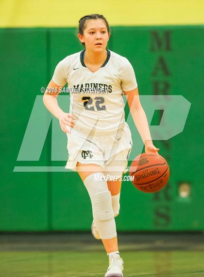 Thumbnail 2 in Washington @ Moreau Catholic photogallery.
