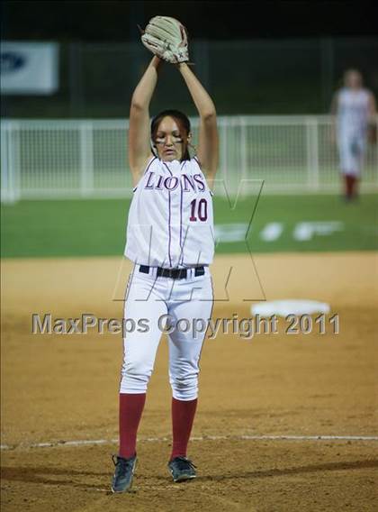 Thumbnail 1 in South Hills vs. Oaks Christian (CIF SS D3 Final)  photogallery.