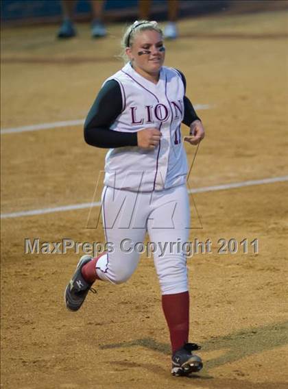 Thumbnail 3 in South Hills vs. Oaks Christian (CIF SS D3 Final)  photogallery.
