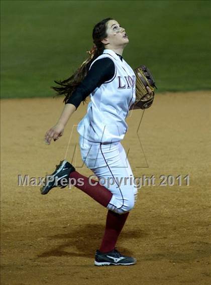 Thumbnail 3 in South Hills vs. Oaks Christian (CIF SS D3 Final)  photogallery.