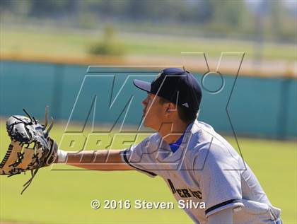Thumbnail 2 in Southwest SD @ Mater Dei Catholic photogallery.