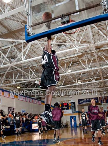 Thumbnail 2 in Fulton @ Gatlinburg-Pittman photogallery.
