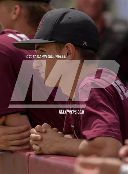 Thumbnail 3 in South Eugene @ Mountain Ridge (Coach Bob Invitational) photogallery.