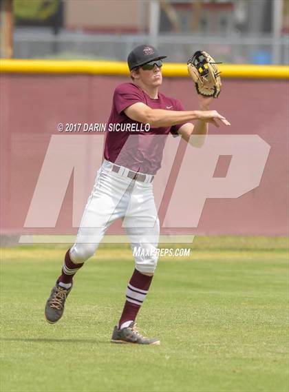 Thumbnail 1 in South Eugene @ Mountain Ridge (Coach Bob Invitational) photogallery.