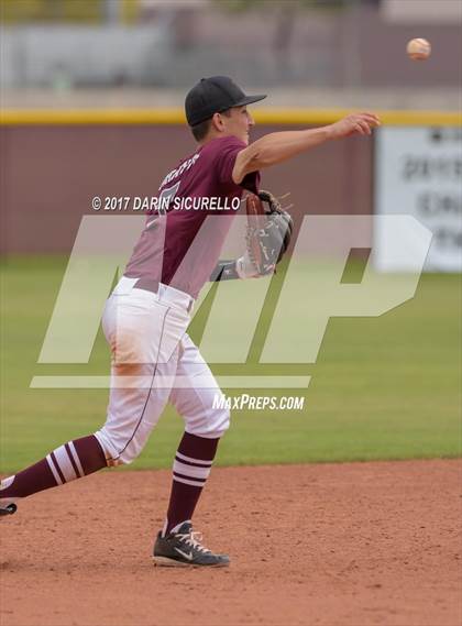 Thumbnail 1 in South Eugene @ Mountain Ridge (Coach Bob Invitational) photogallery.
