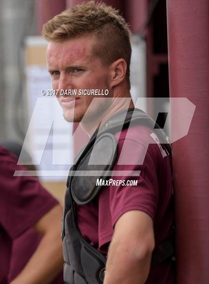 Thumbnail 2 in South Eugene @ Mountain Ridge (Coach Bob Invitational) photogallery.