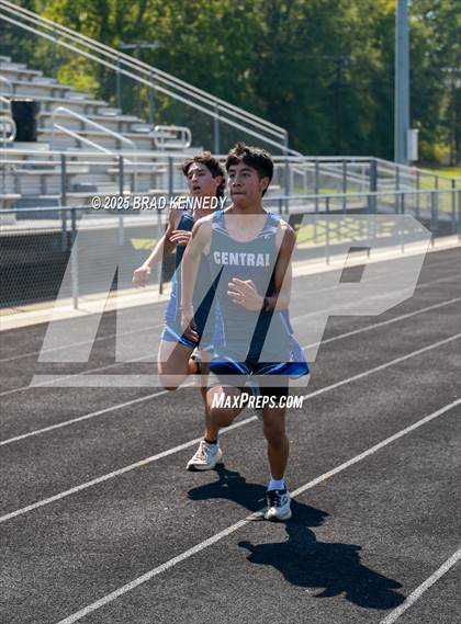 Thumbnail 1 in Cushing Invitational photogallery.