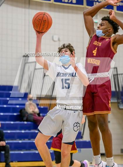 Thumbnail 1 in South Windsor @ Rocky Hill photogallery.