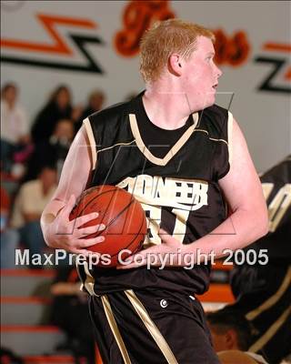 Thumbnail 1 in Pioneer vs. Roseville (Roseville Tiger Challenge) photogallery.