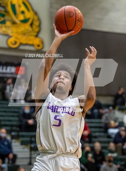 Thumbnail 1 in Garfield vs King's (Hardwood Invite 1st Round) photogallery.