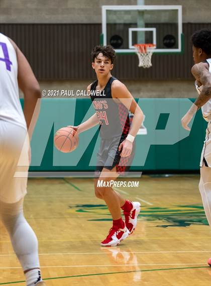 Thumbnail 2 in Garfield vs King's (Hardwood Invite 1st Round) photogallery.