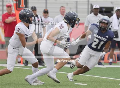 Thumbnail 1 in Madison vs. Oak Ridge (Honor Bowl) photogallery.
