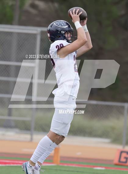 Thumbnail 3 in Madison vs. Oak Ridge (Honor Bowl) photogallery.
