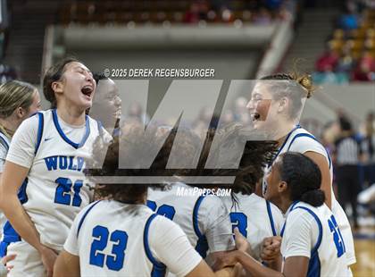 Thumbnail 3 in Grandview vs Legend (CHSAA 6A Final) photogallery.