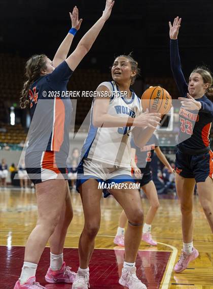 Thumbnail 3 in Grandview vs Legend (CHSAA 6A Final) photogallery.