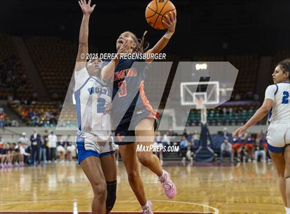 Thumbnail 1 in Grandview vs Legend (CHSAA 6A Final) photogallery.