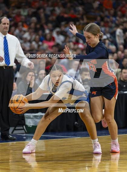 Thumbnail 3 in Grandview vs Legend (CHSAA 6A Final) photogallery.