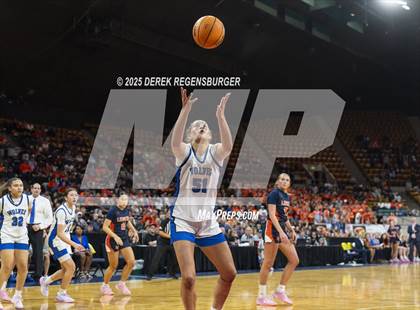 Thumbnail 1 in Grandview vs Legend (CHSAA 6A Final) photogallery.