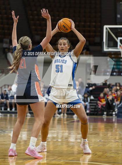 Thumbnail 2 in Grandview vs Legend (CHSAA 6A Final) photogallery.