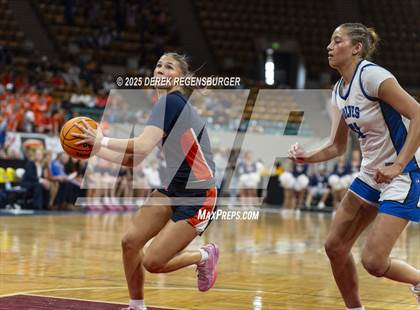 Thumbnail 2 in Grandview vs Legend (CHSAA 6A Final) photogallery.
