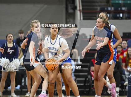 Thumbnail 3 in Grandview vs Legend (CHSAA 6A Final) photogallery.