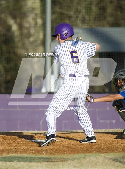 Thumbnail 2 in Bourgeois @ Thibodaux photogallery.