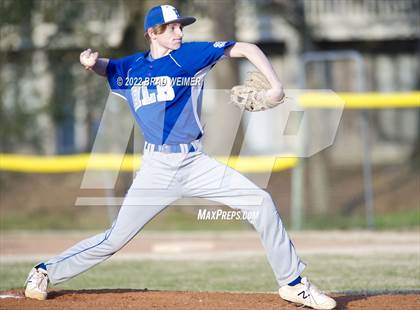 Thumbnail 2 in Bourgeois @ Thibodaux photogallery.