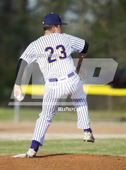 Thumbnail 1 in Bourgeois @ Thibodaux photogallery.